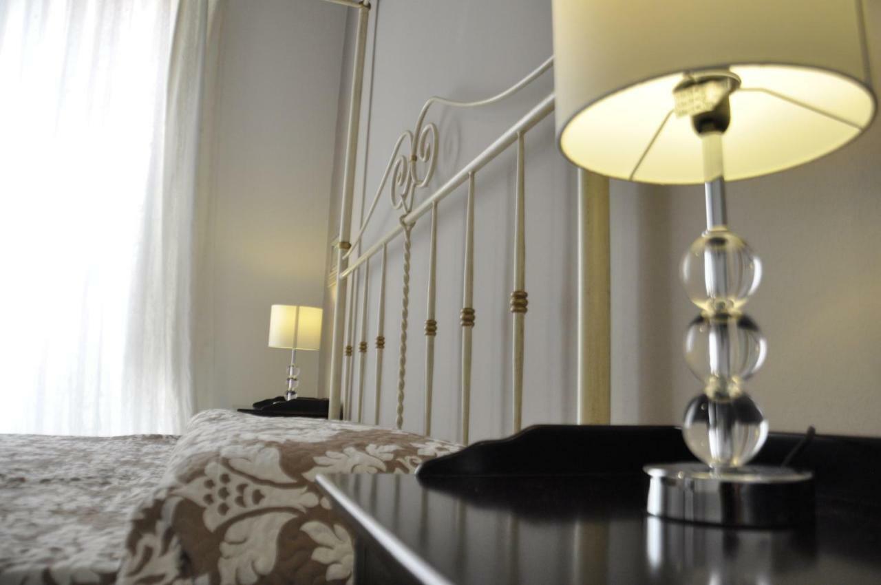 New Romantic Suite Cagliari Buitenkant foto